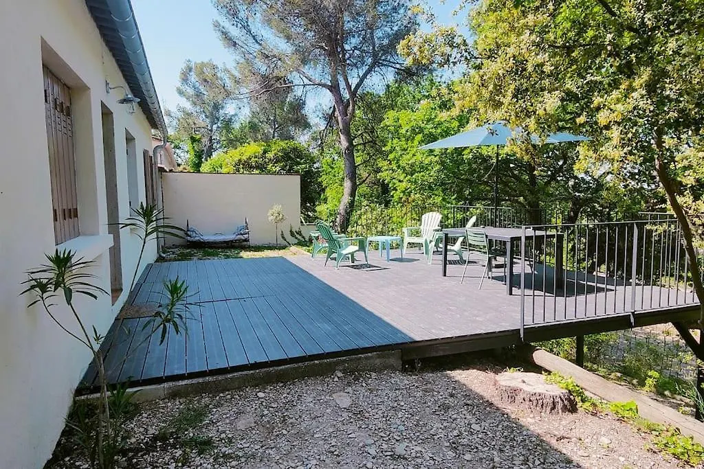 maison dans un écrin de chênes provençale Saint-Maurice-sur-Eygues Hébergement de vacances